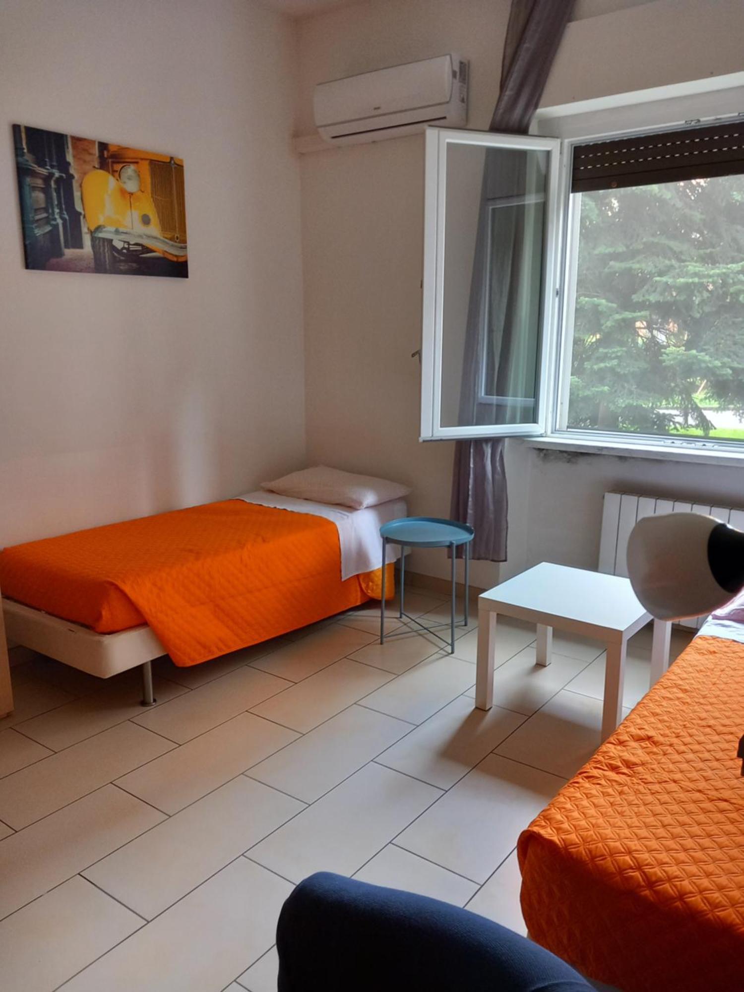 Simple&Comfortable apartment vicino POLICLINICO San Donato Milanese Extérieur photo